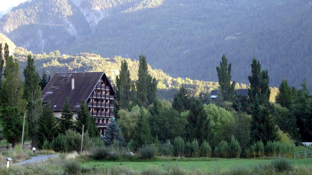 Hotel Les Barnieres Guillestre Eksteriør billede