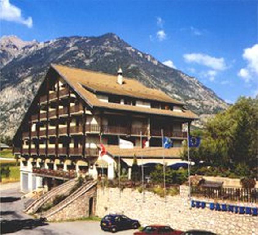 Hotel Les Barnieres Guillestre Eksteriør billede